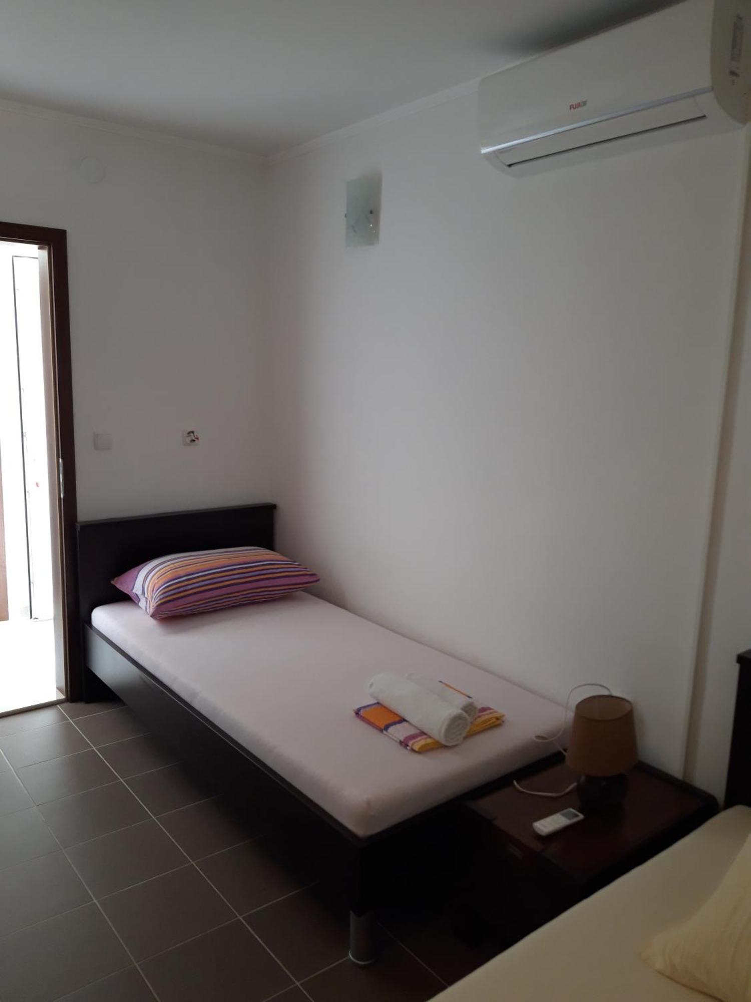 Apartments By The Sea Cove Blaca, Mljet - 4899 Saplunara Room photo