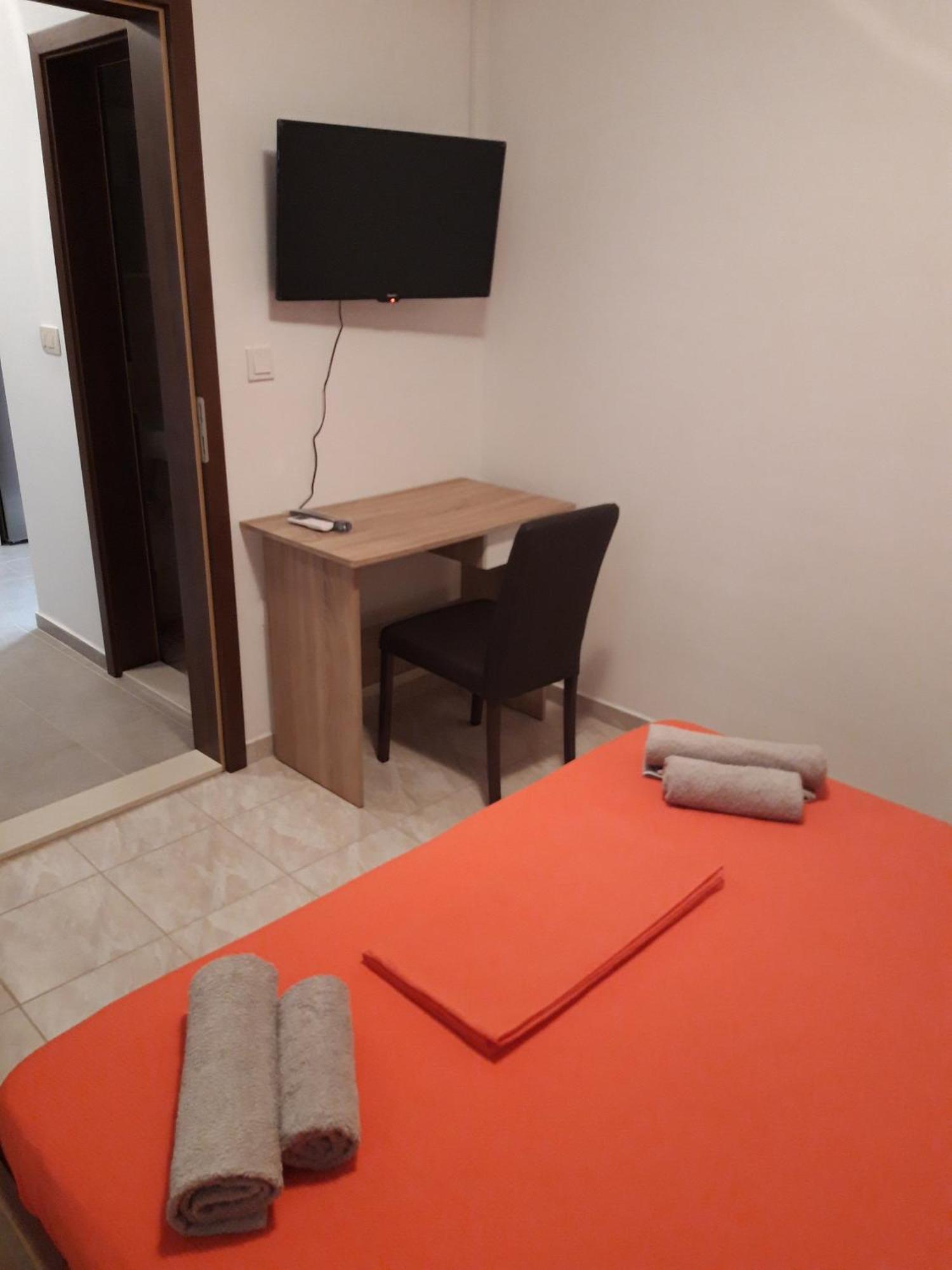 Apartments By The Sea Cove Blaca, Mljet - 4899 Saplunara Room photo